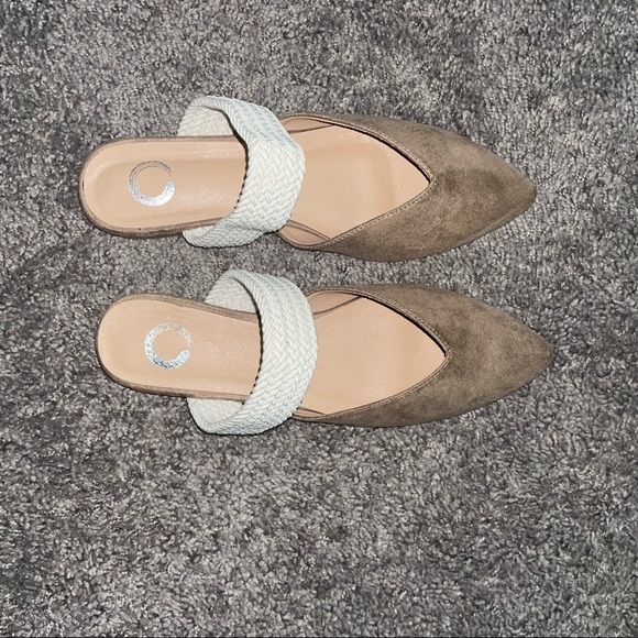 Tan Flats - Picture 2 of 4